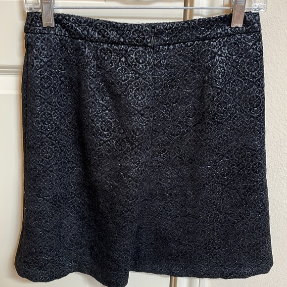NWOT LOFT black skirt - Picture 2 of 10